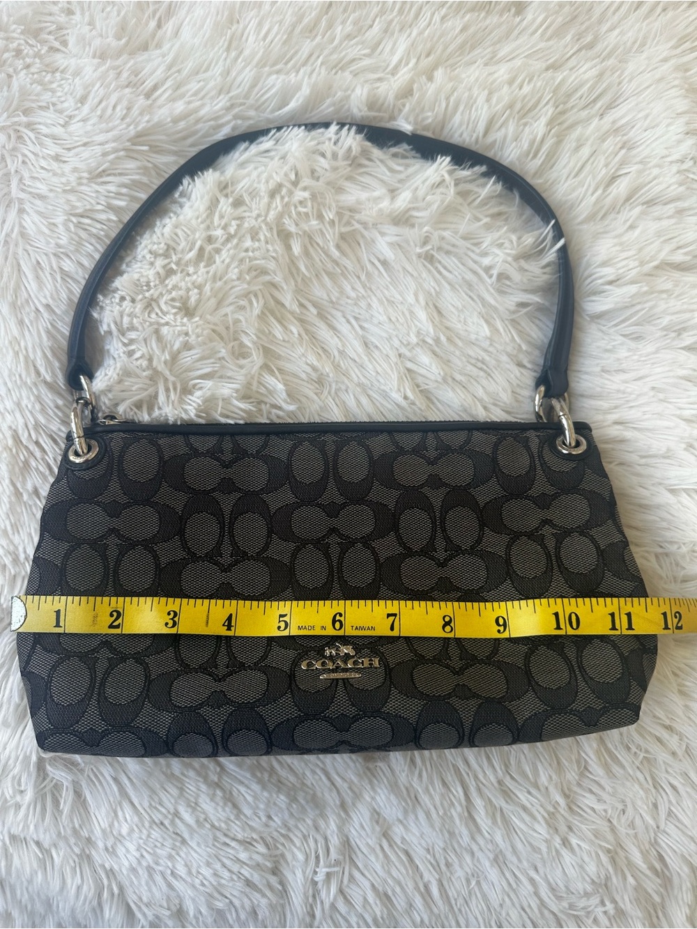 Coach Charley Signature Canvas Shoulder Bag Charcoal Black Small Zip Purse - Picture 4 of 15